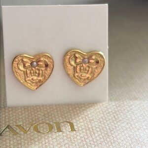Disney Avon Minnie Mouse Heart Shaped w/ Pearl Stud Earrings Gold NIB 339